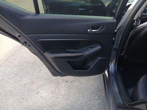 Used 2022 Nissan Altima 2.5 SR w/ Midnight Edition Package image 31