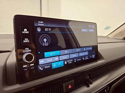 Used 2023 Honda CR-V EX-L image 3