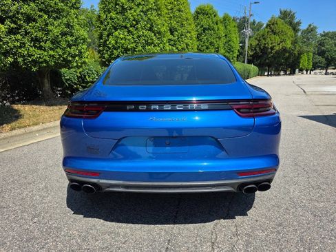 Used 2018 Porsche Panamera 4 AWD/4WD image 4