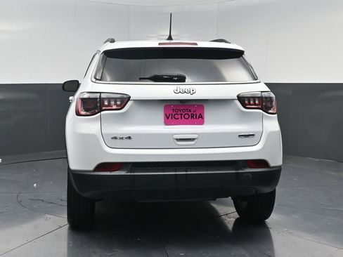 Used 2022 Jeep Compass Latitude AWD/4WD image 18