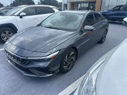 Used 2024 Hyundai Elantra Limited