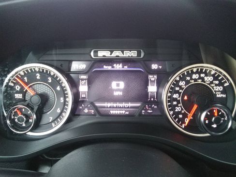 Used 2023 RAM 1500 Big Horn image 15