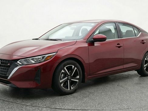Used 2025 Nissan Sentra SV FWD image 3