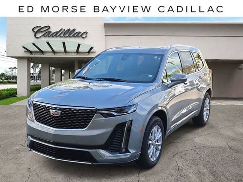 New 2025 Cadillac XT6 Luxury image 1