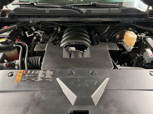 Used 2018 Chevrolet Silverado 1500 LTZ image 37