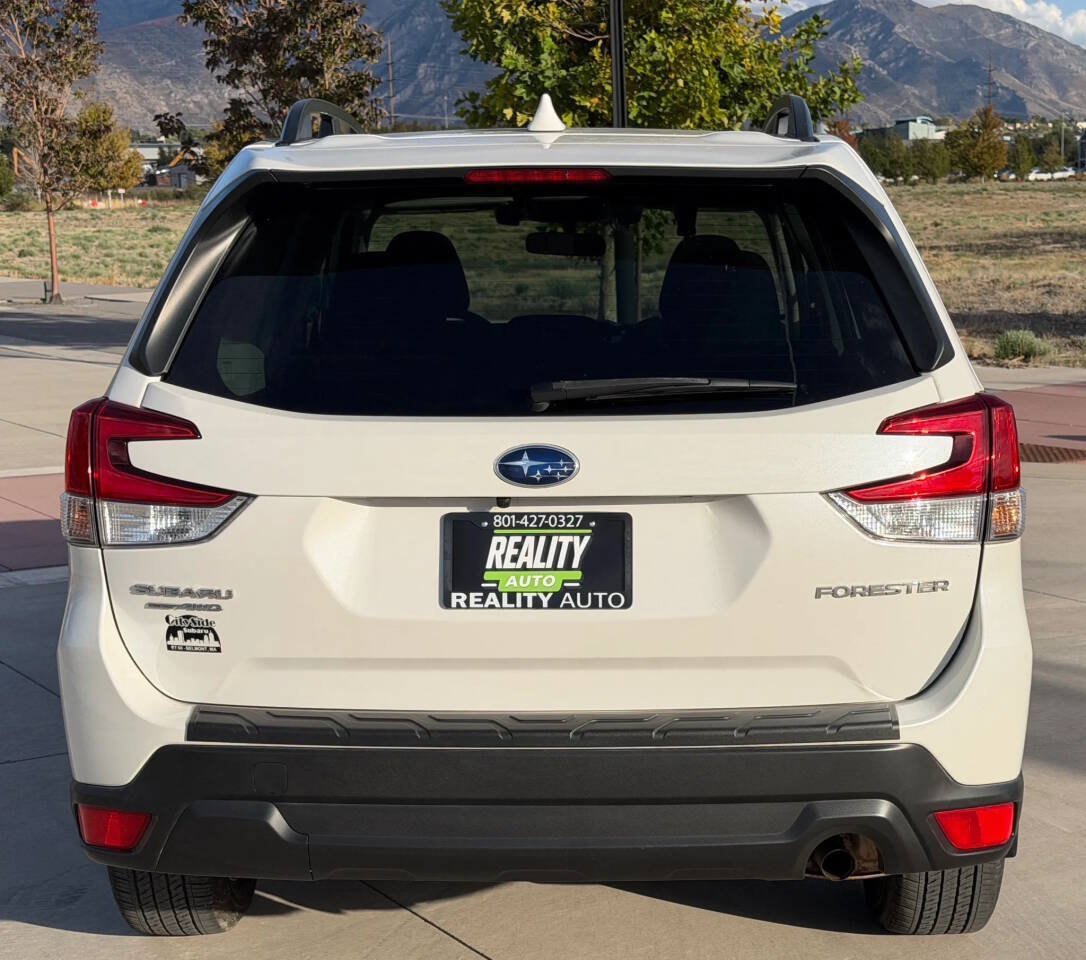 Used 2021 Subaru Forester Premium AWD/4WD image 7