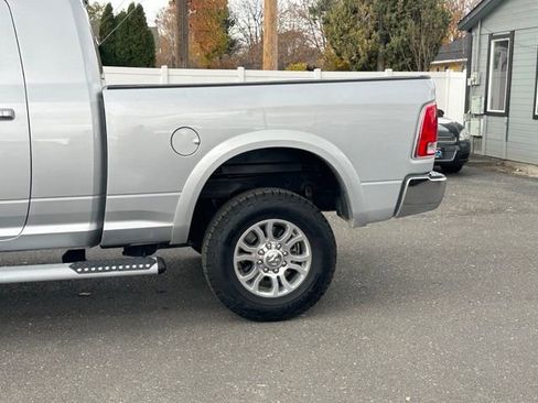 Used 2018 RAM 2500 Laramie w/ Convenience Group image 8