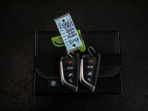 Used 2023 BMW 530i w/ Premium Package RWD image 51