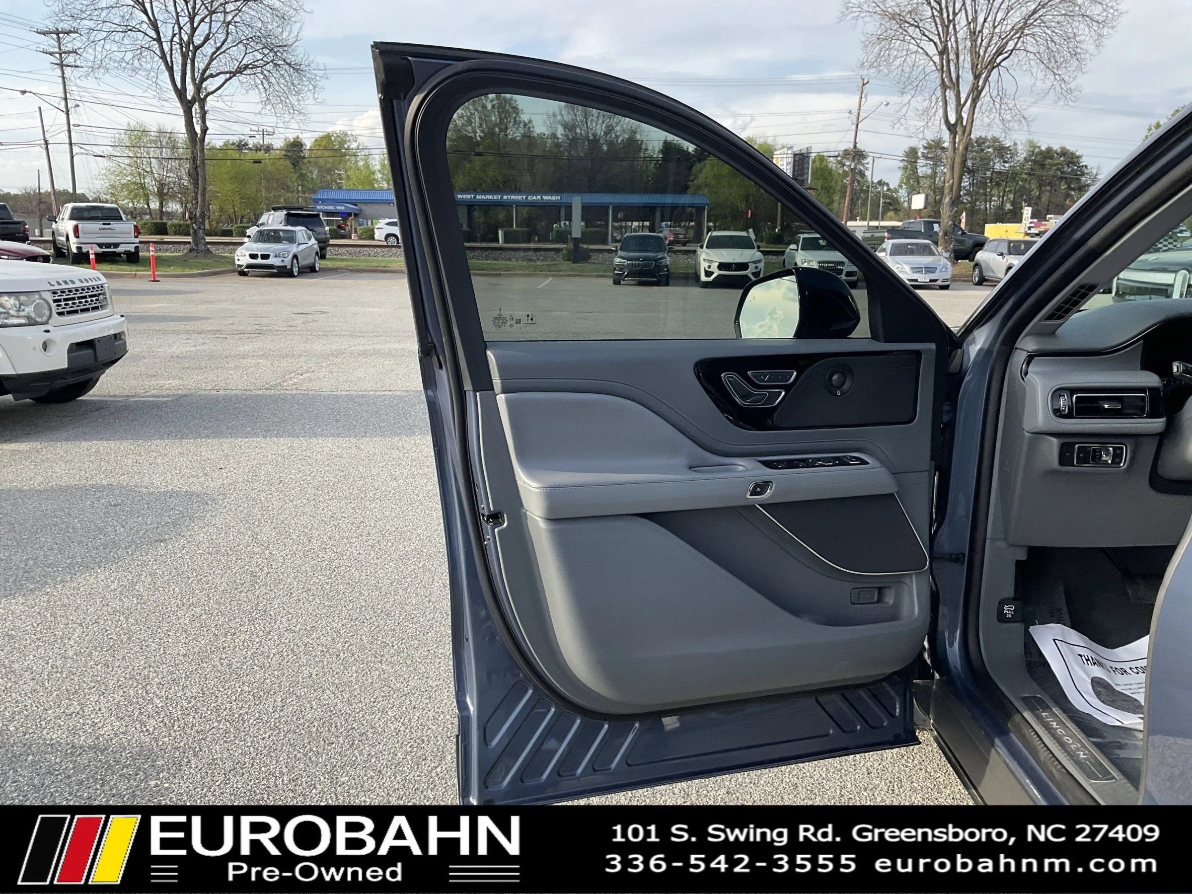 Used 2021 Lincoln Aviator Reserve w/ Elements Package Plus RWD image 9
