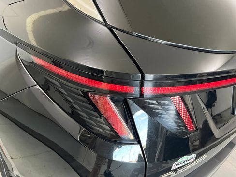 Used 2023 Hyundai Tucson Limited AWD/4WD image 43