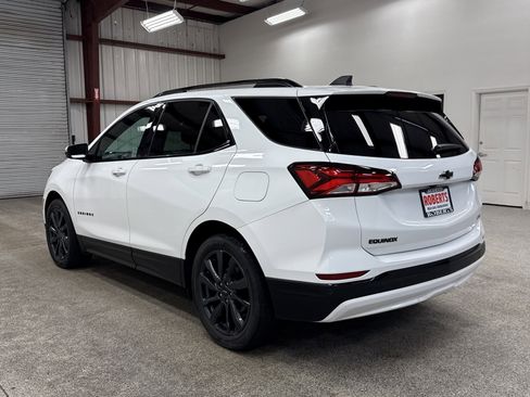 Used 2024 Chevrolet Equinox RS image 16