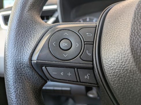Used 2025 Toyota Corolla LE FWD image 20