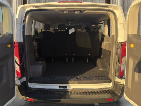 Used 2023 Ford Transit 350 XLT image 65