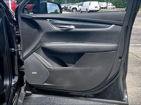 Used 2022 Cadillac XT5 Premium Luxury FWD image 28