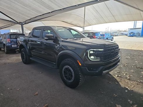 Used 2025 Ford Ranger Raptor image 7