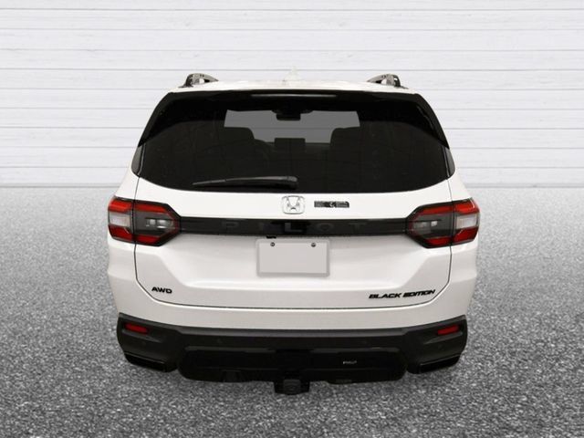 New 2026 Honda Pilot Black Edition image 4