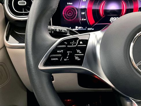Certified 2025 Mercedes-Benz GLC 300 image 20