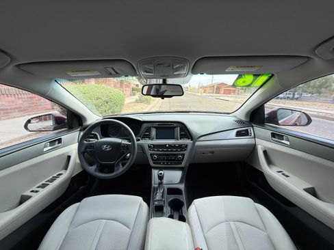 Used 2016 Hyundai Sonata SE FWD image 13