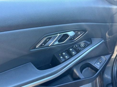 Used 2020 BMW 330i Sedan w/ Convenience Package image 18
