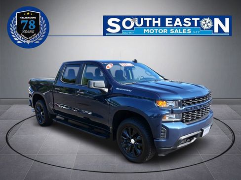 Used 2020 Chevrolet Silverado 1500 Custom w/ Custom Value Package image 2
