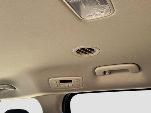 New 2026 Kia Carnival LX FWD image 24