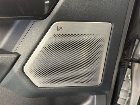 Certified 2021 Ford F150 Lariat w/ Equipment Group 502A High image 17