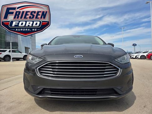 Used 2020 Ford Fusion SE AWD/4WD image 2