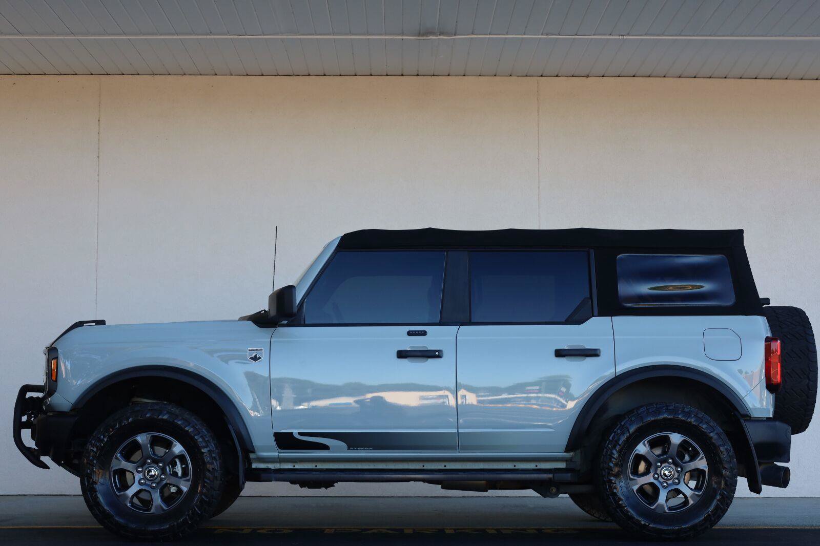 Used 2021 Ford Bronco Big Bend AWD/4WD image 2
