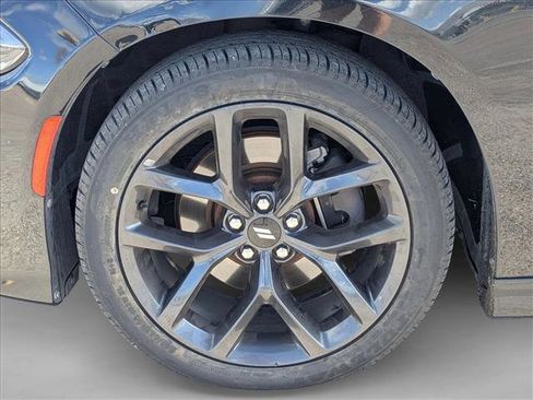 Used 2019 Dodge Charger GT w/ Blacktop Package image 10
