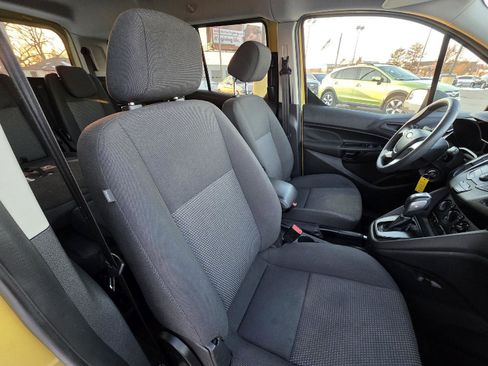 Used 2017 Ford Transit Connect XL image 19
