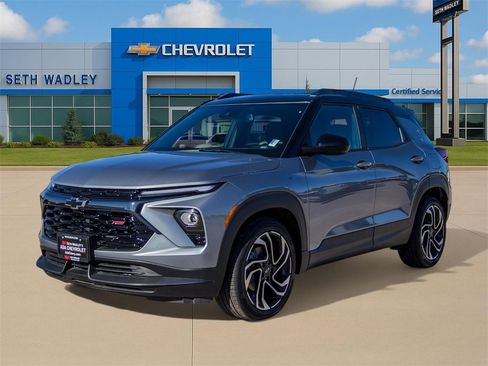 New 2025 Chevrolet TrailBlazer RS w/ Convenience Package image 2