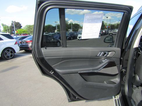 Used 2026 BMW X7 xDrive40i AWD/4WD image 14