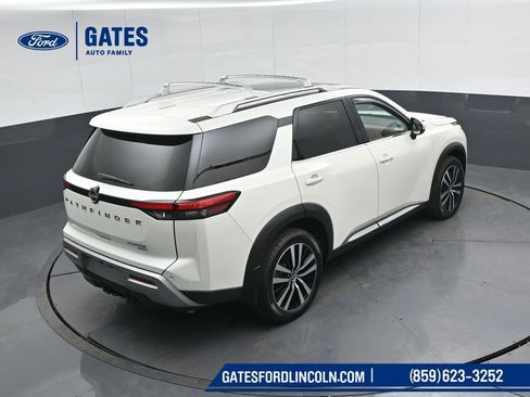 Used 2023 Nissan Pathfinder Platinum AWD/4WD image 52