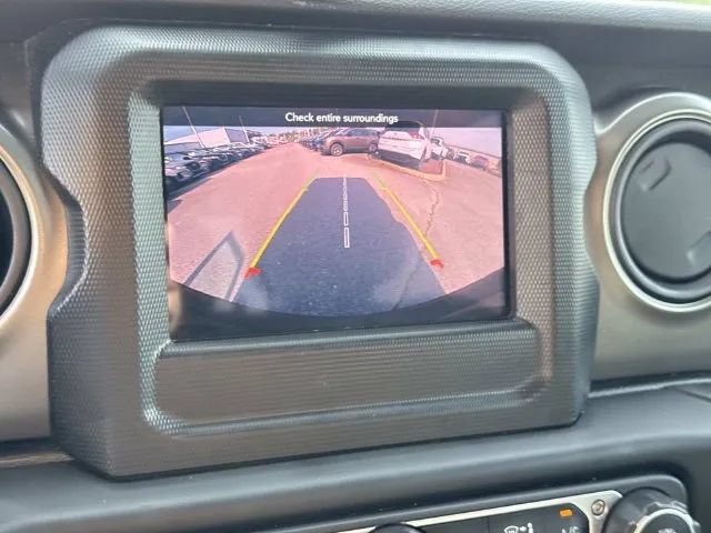 Used 2023 Jeep Wrangler Sport AWD/4WD image 29