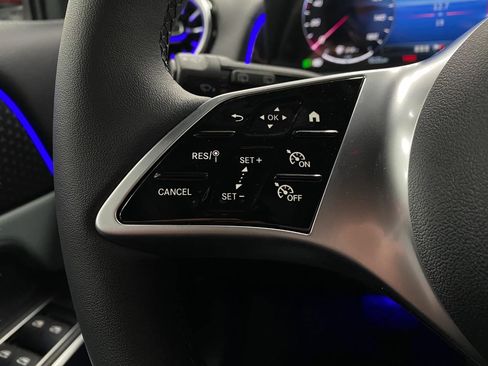 New 2026 Mercedes-Benz GLB 250 4MATIC image 16