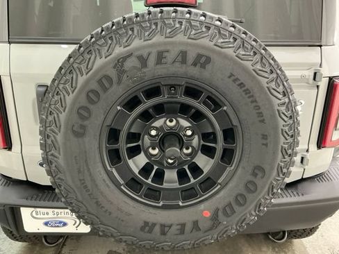 New 2026 Ford Bronco Badlands AWD/4WD image 5