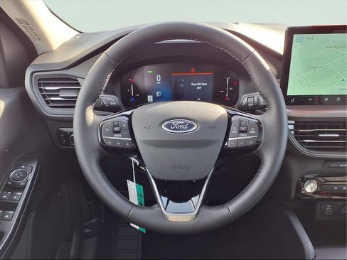 New 2025 Ford Escape SE image 12