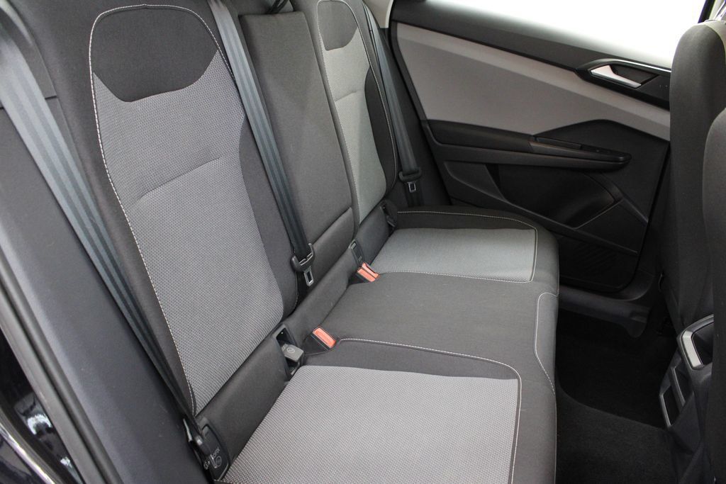 Used 2023 Volkswagen Taos S FWD image 18