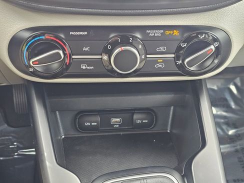 Used 2022 Kia Soul LX w/ Technology Package FWD image 15