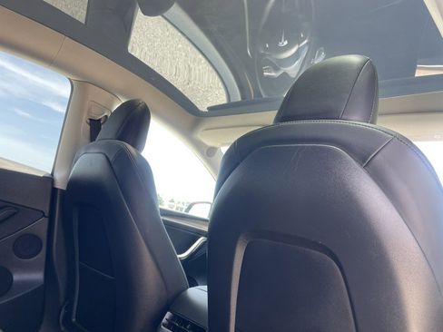 Used 2023 Tesla Model Y AWD image 9