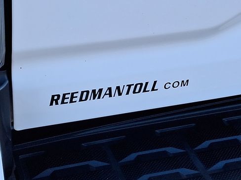 Used 2016 Toyota Tacoma Limited image 32