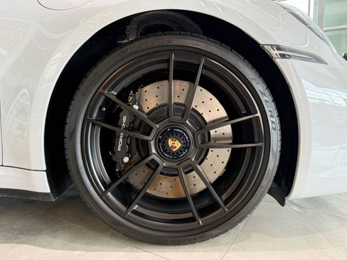 Used 2024 Porsche 911 Targa 4 GTS image 42