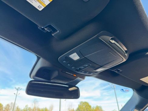 Used 2024 Ford Expedition Limited image 26