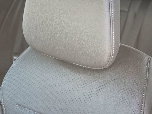 New 2026 Mercedes-Benz GLC 300 image 16