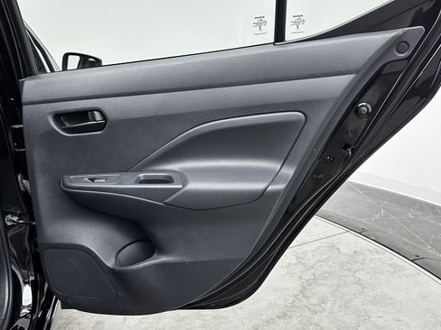 Used 2024 Nissan Versa S w/ Trunk Package image 30