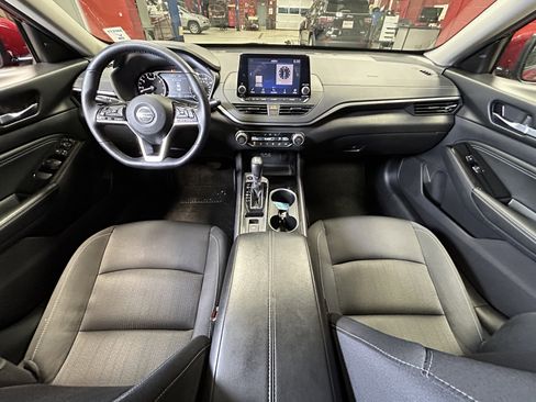 Used 2020 Nissan Altima 2.5 SV AWD/4WD image 23