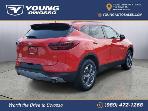 Used 2024 Chevrolet Blazer LT w/ Convenience Package FWD image 8