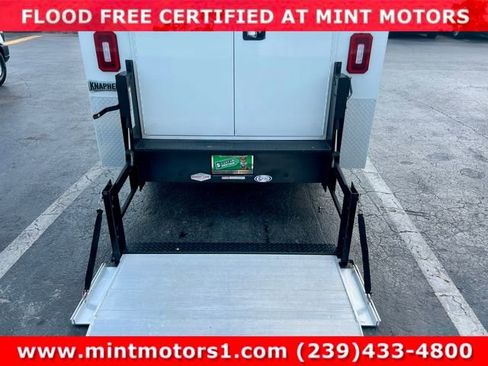 Used 2019 Ford Transit 350 138 w/ Interior Upgrade Package image 46