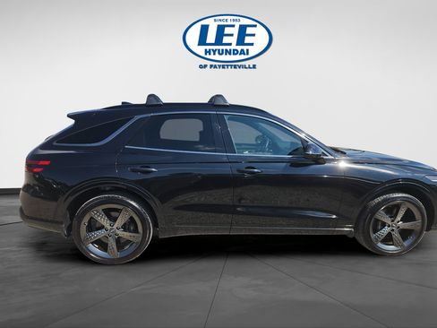 Used 2025 Genesis GV70 3.5T Sport w/ Sport Advanced Package AWD/4WD image 2