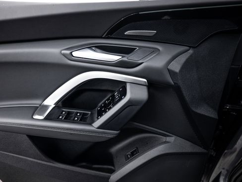 Certified 2025 Audi Q5 Premium Plus w/ Premium Plus image 13